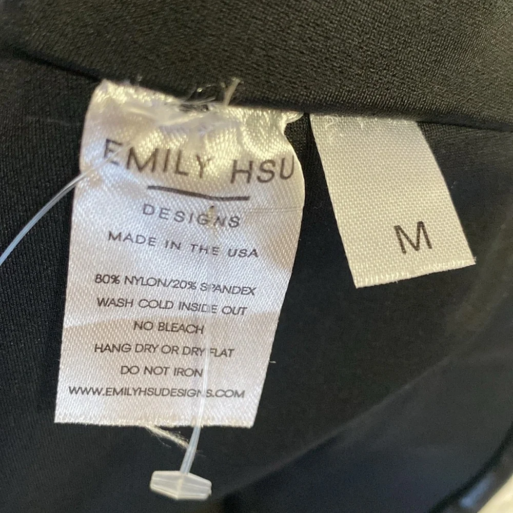 NWT EMILY HSU Sports Bra - Picture 5 of 5